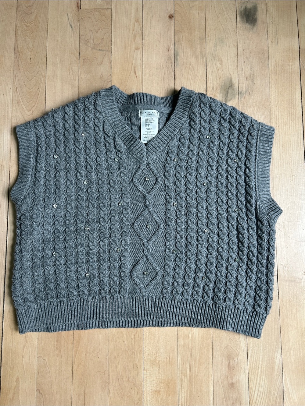 Juniors Crop Cable-Knit V-Neck Sweater Vest